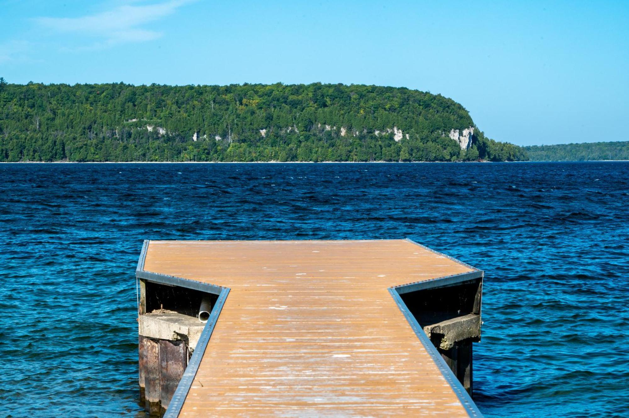 Pine Grove Resort Ephraim Exterior photo